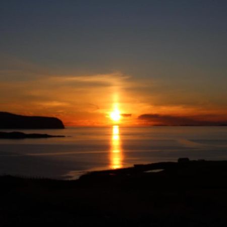 An Cala Beag Self Catering Apartment On The Waternish Peninsula Hallin Екстер'єр фото