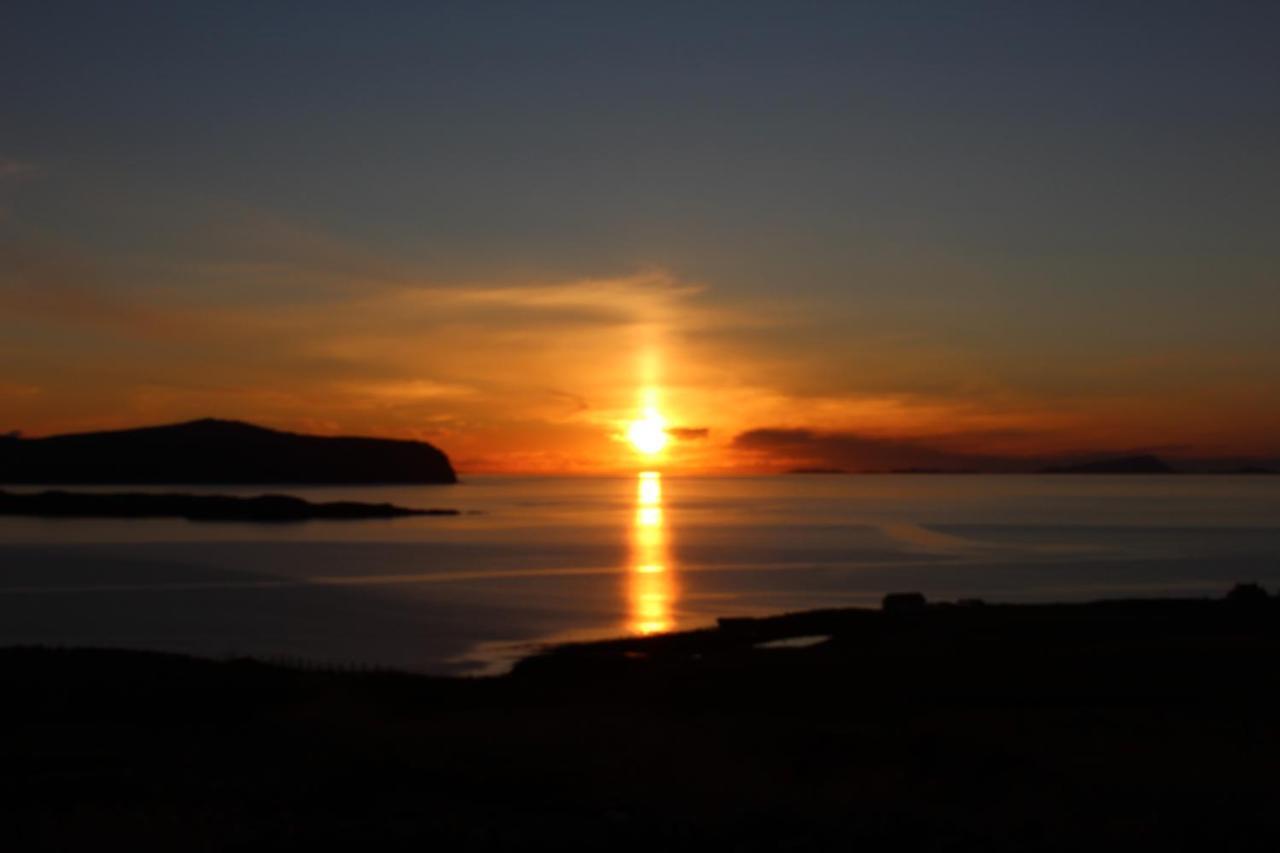 An Cala Beag Self Catering Apartment On The Waternish Peninsula Hallin Екстер'єр фото